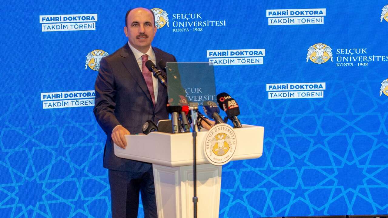 Bakan Murat Kurum’a mezunu olduğu Selçuk Üniversitesinde büyük ilgi 3